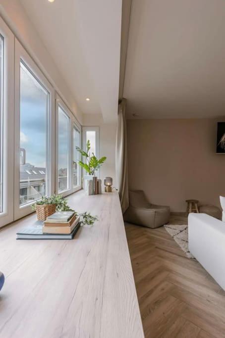 Juan - Stijlvol Appartement Met Uitzicht Op De Kaai Οστένδη Εξωτερικό φωτογραφία